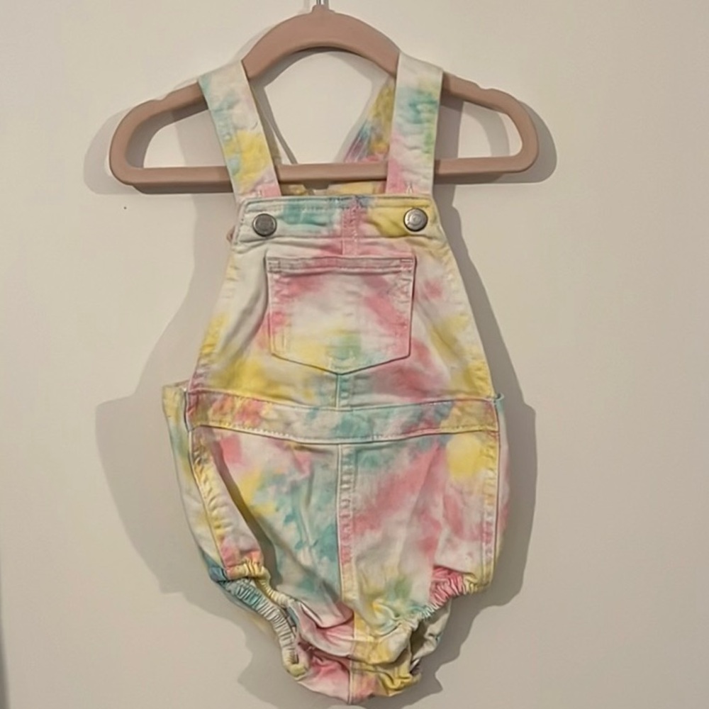 Old Navy Vibrant Denim One Piece size 12-18months